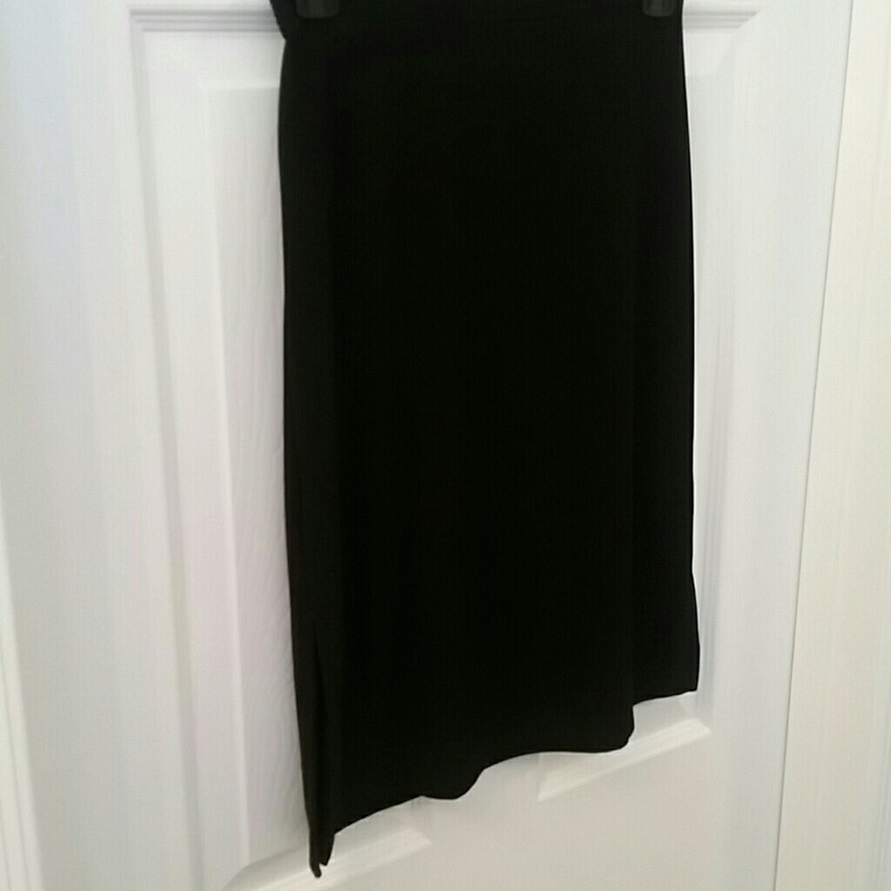 Black skirt with small slits USA made